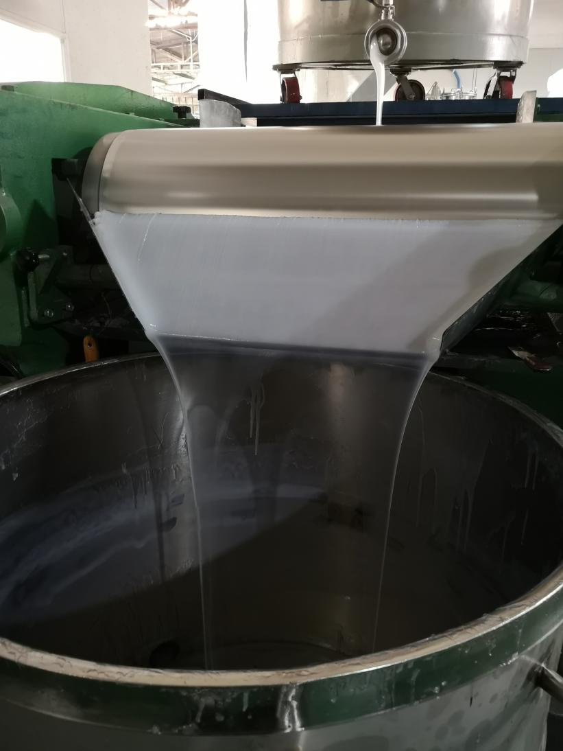 影響模具硅膠粘性因素有哪些？